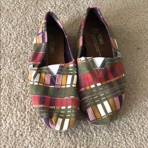 Toms canvas loafers